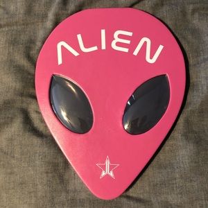 Jeffree Star Alien eyeshadow palette